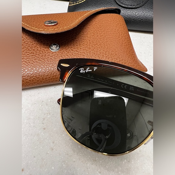 Rayban Clubmaster RB3016 Brown - Picture 4 of 5